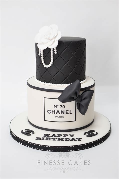 chanel birthday cake 50|Chanel cakes images.